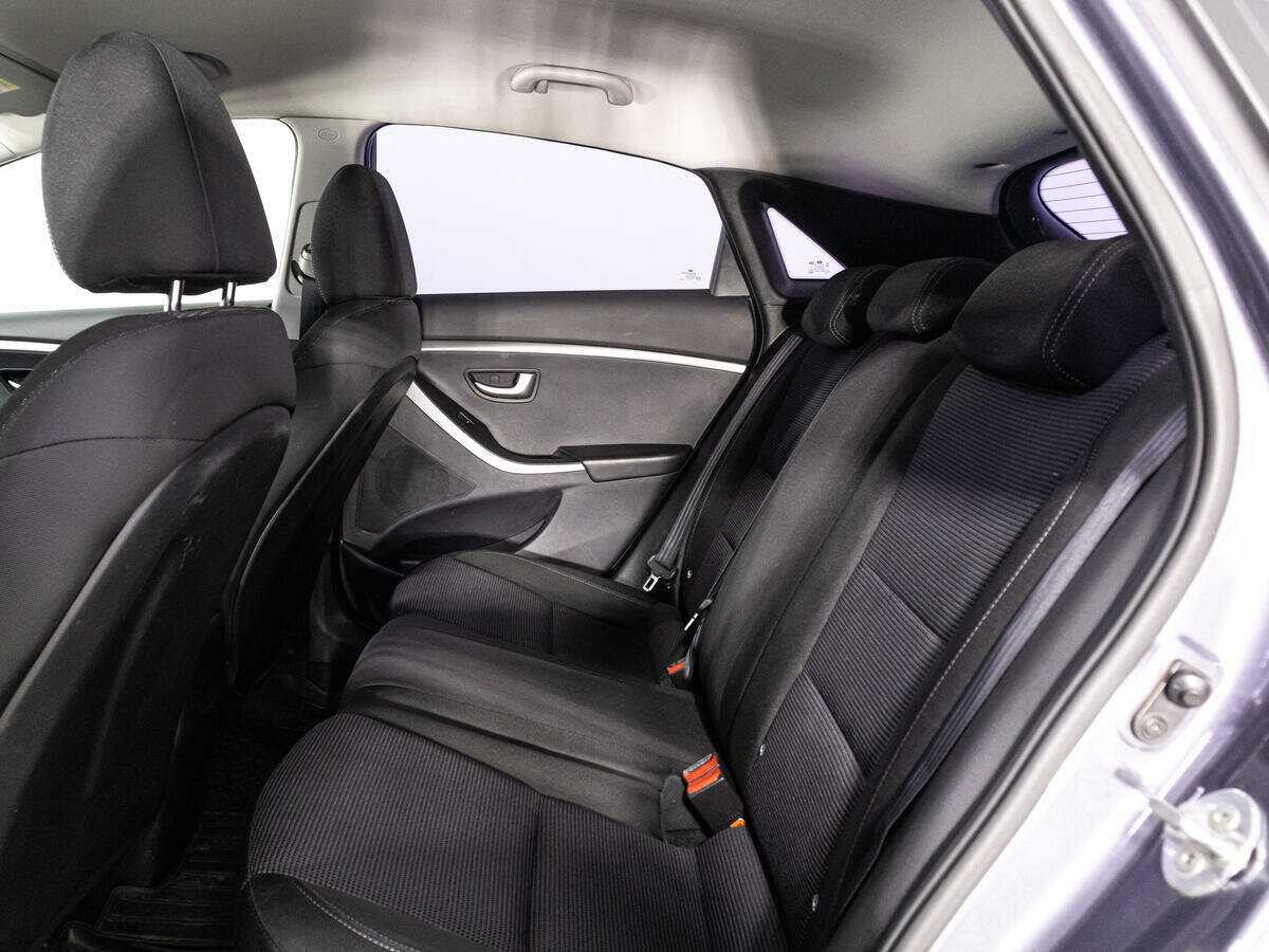 Hyundai i30, 2015 Фото №10