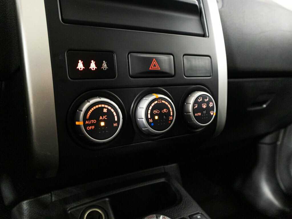 Nissan X-Trail, 2013 Фото №14