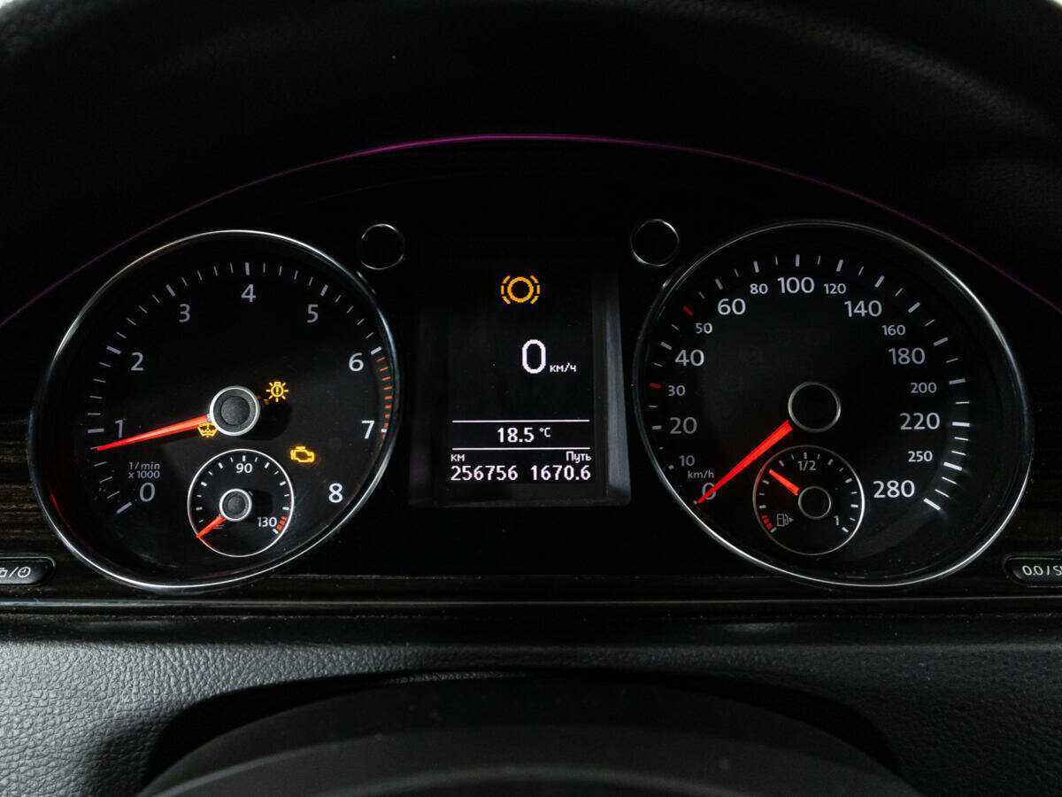 Volkswagen Passat CC, 2013 Фото №12