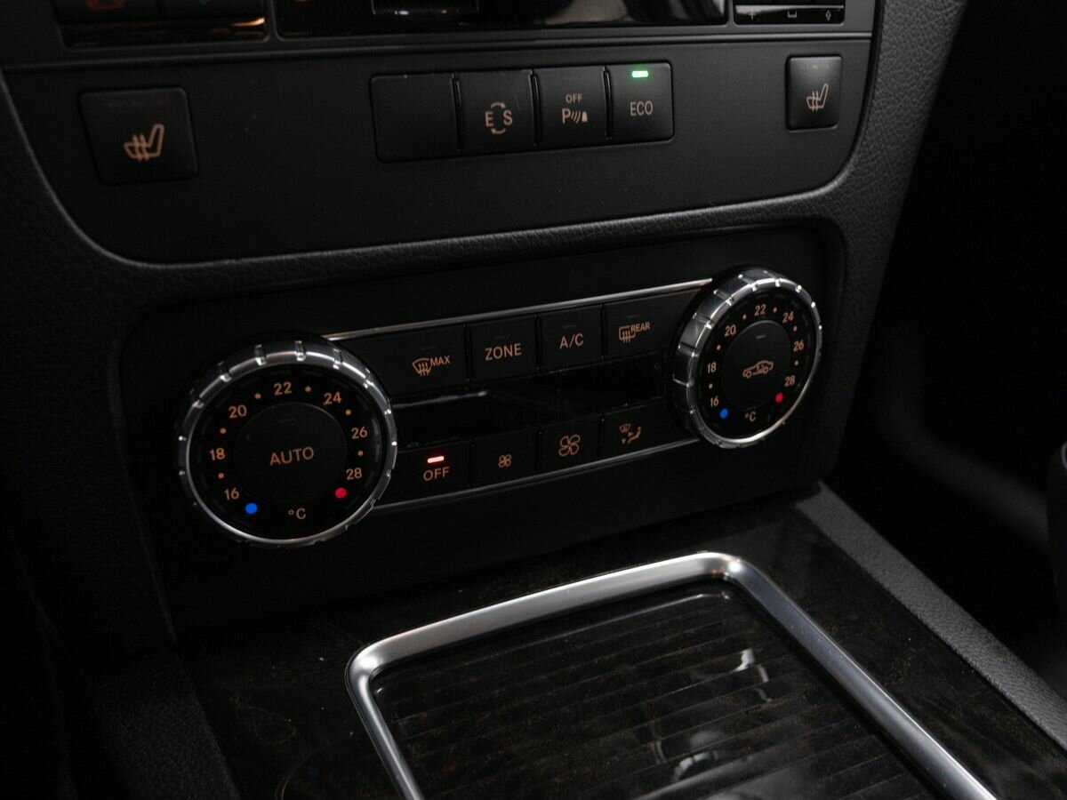 Mercedes-Benz GLK-Класс 300, 2013 Фото №16