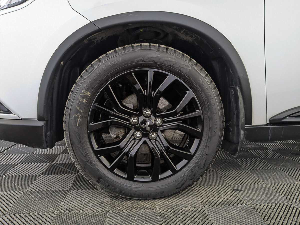 Mitsubishi Outlander, 2022 Фото №12