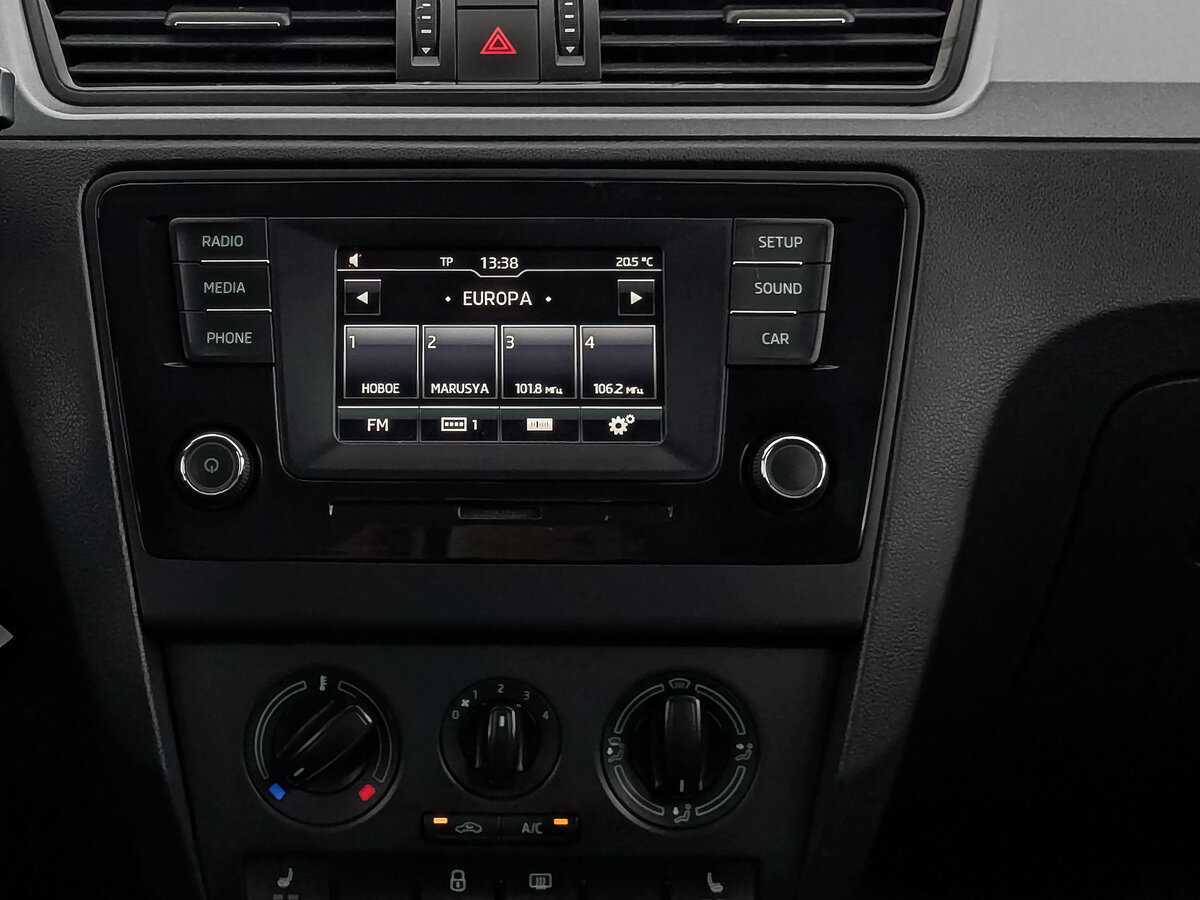 Skoda Rapid, 2017 Фото №16