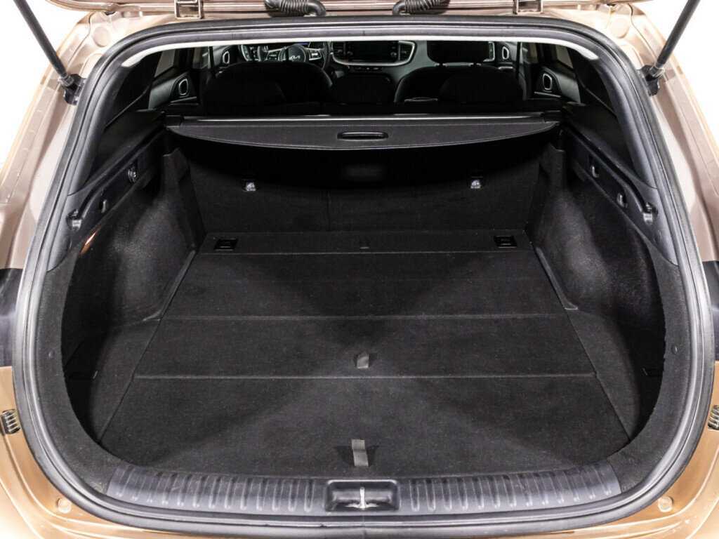 Kia Ceed, 2021 Фото №15