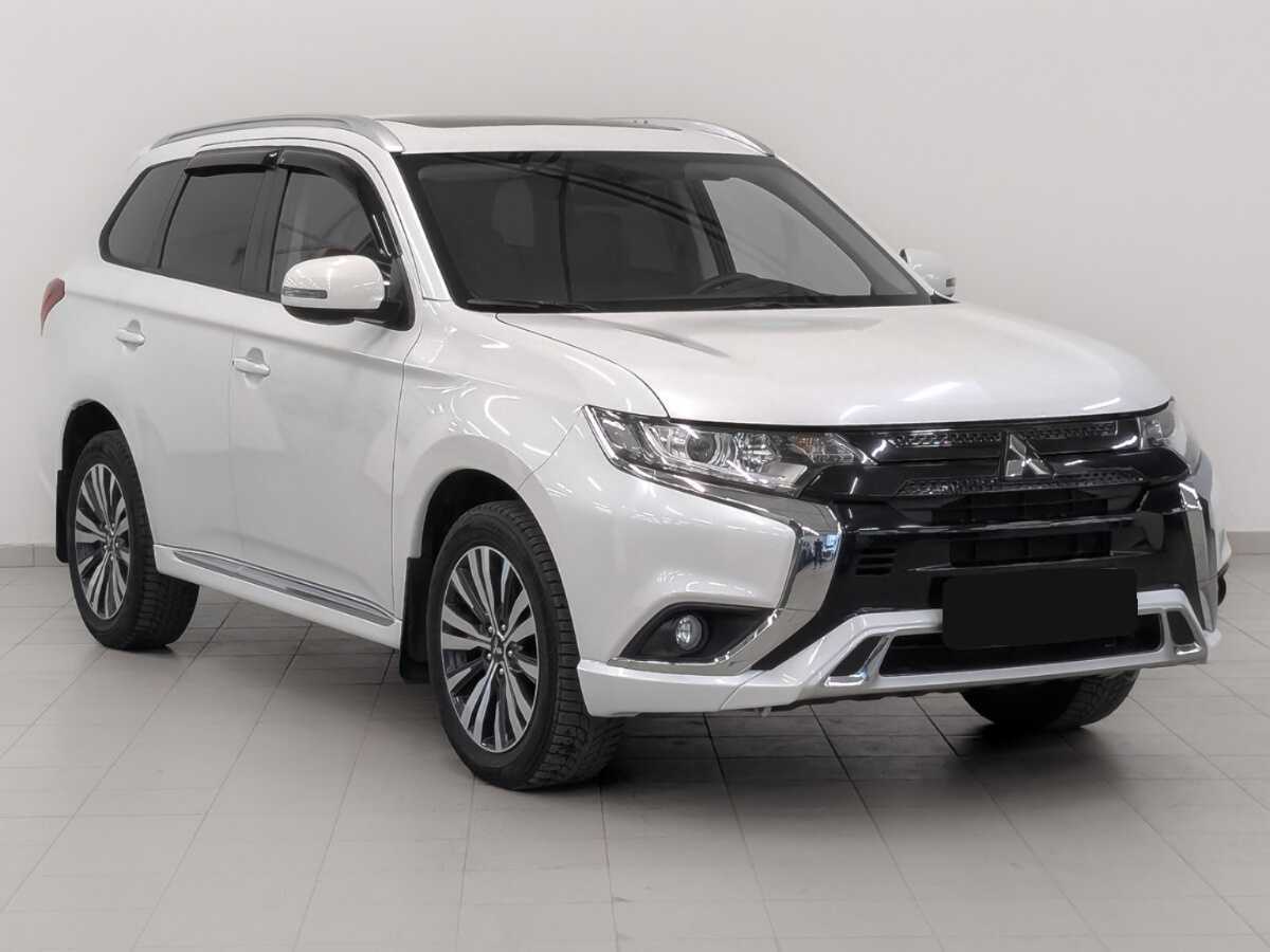 Mitsubishi Outlander, 2022 Фото №3