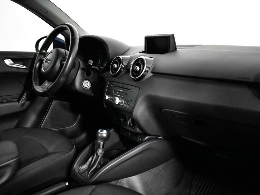 Audi A1 Sportback, 2012 Фото №9