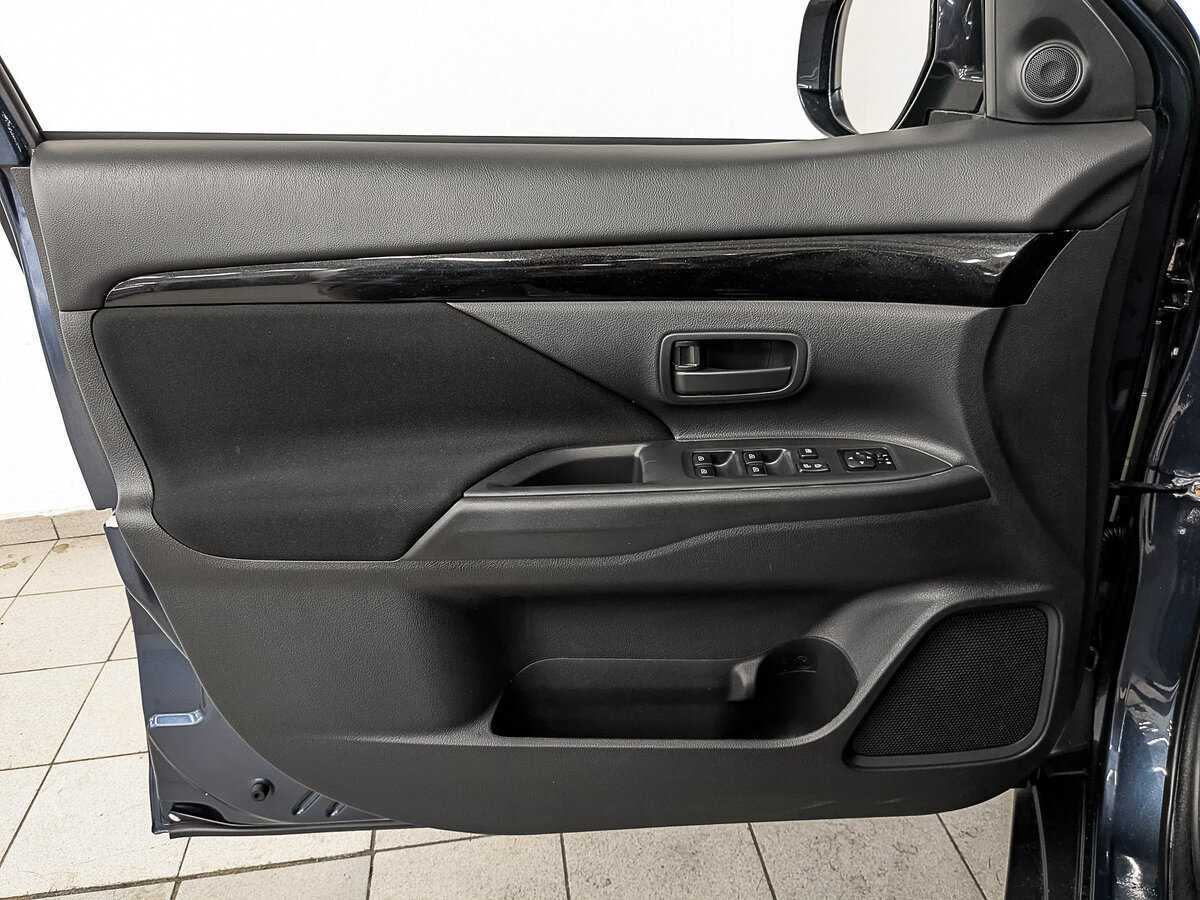 Mitsubishi Outlander, 2019 Фото №17