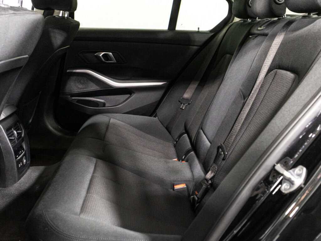 BMW 3 серии 318d, 2019 Фото №10