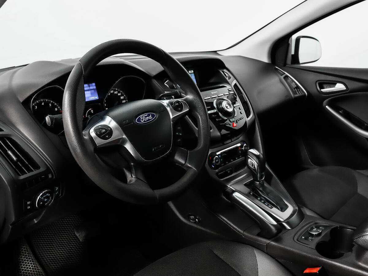 Ford Focus, 2012 Фото №9