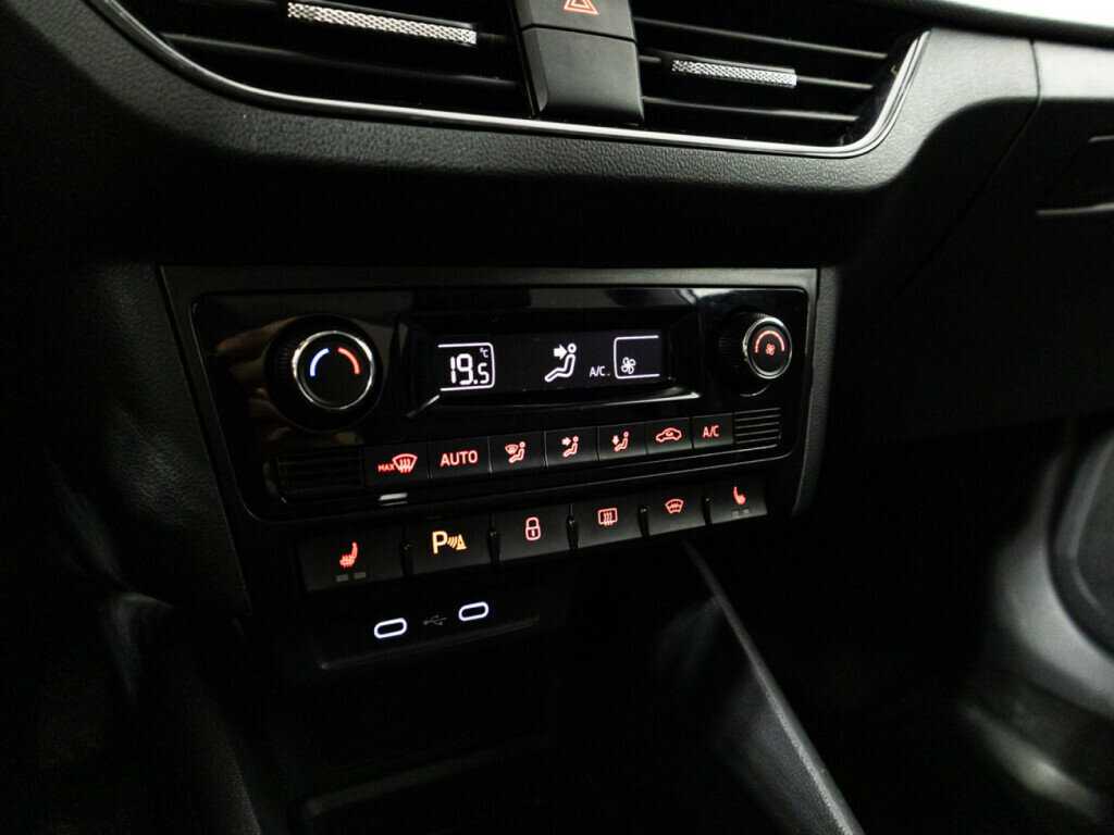 Volkswagen Polo, 2021 Фото №16