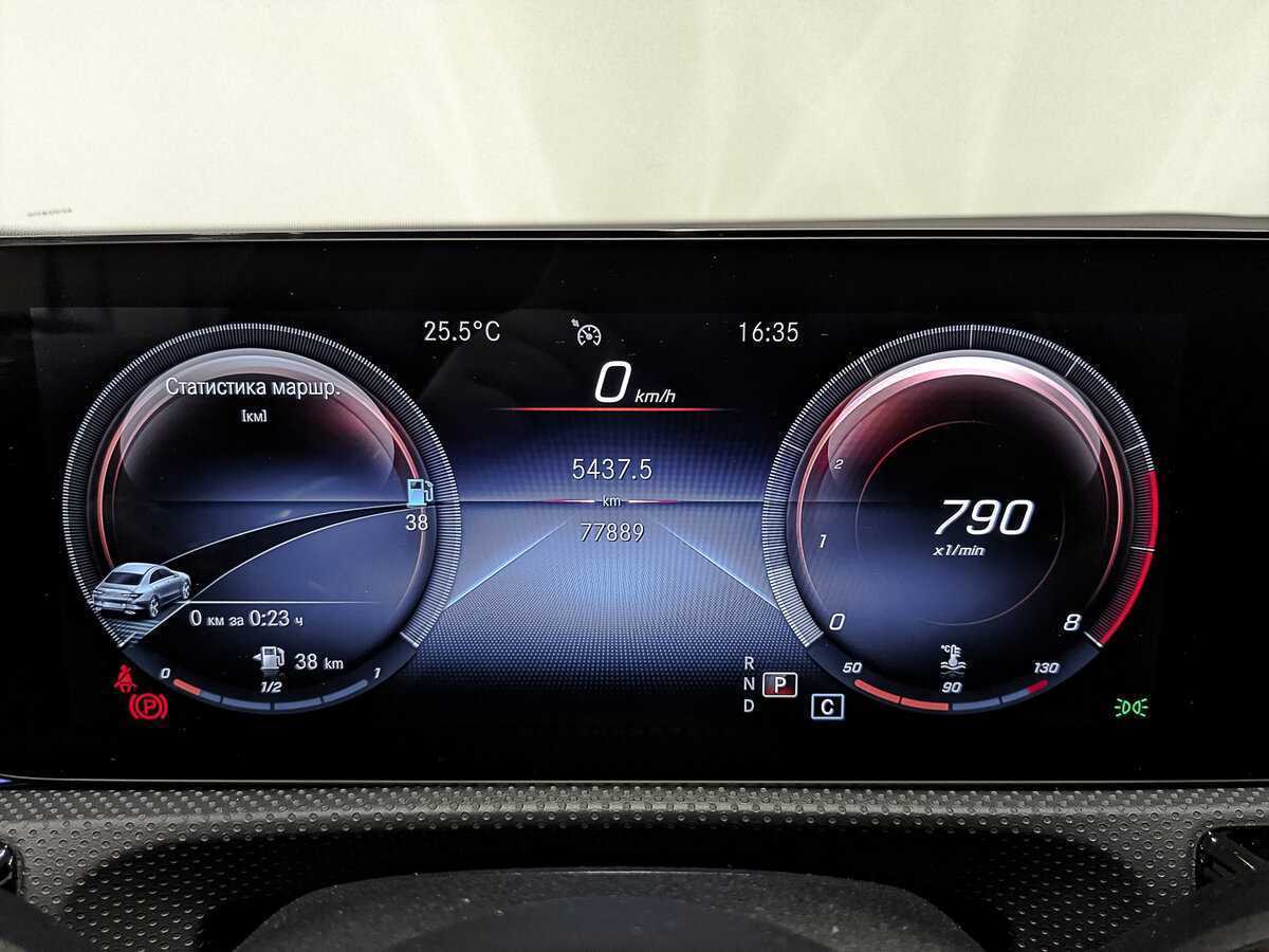 Mercedes-Benz CLA 200, 2021 Фото №16