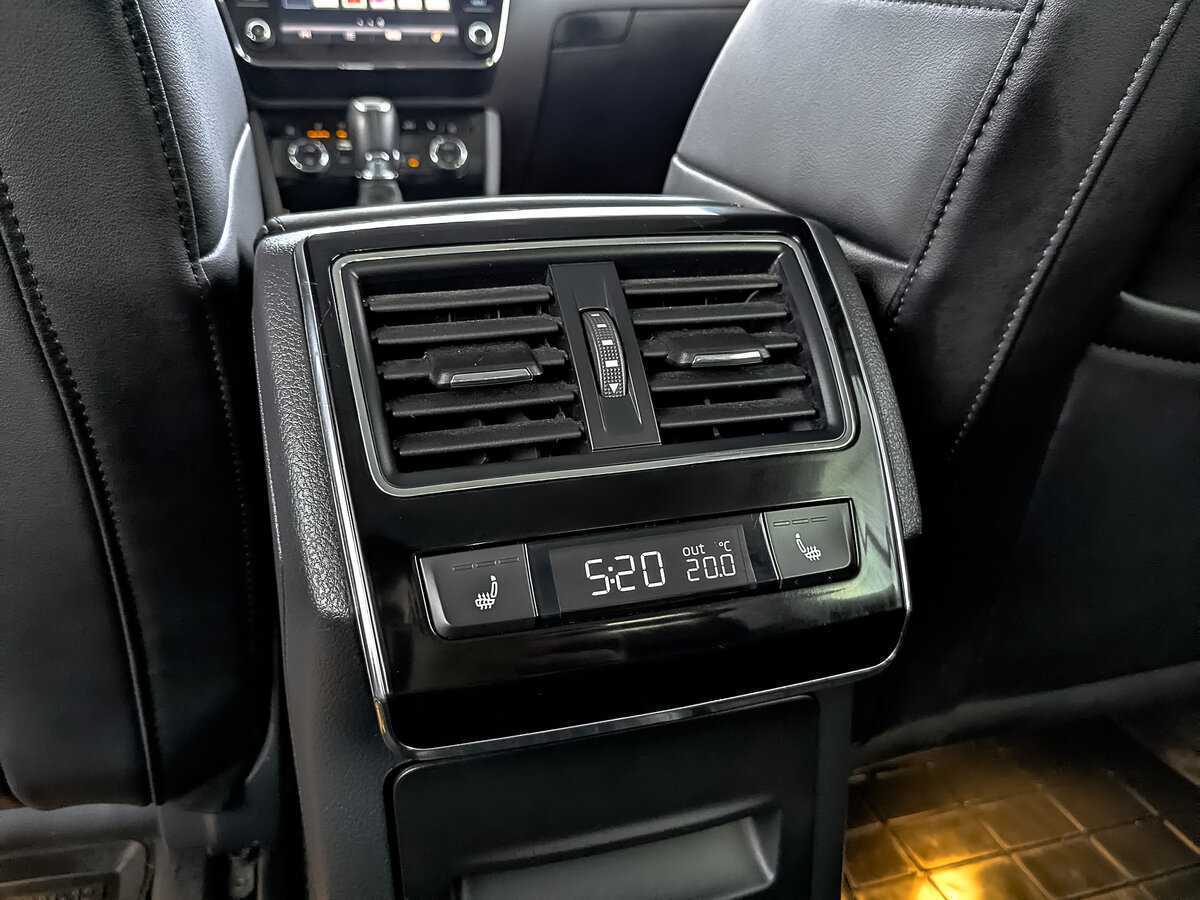 Skoda Superb, 2018 Фото №25