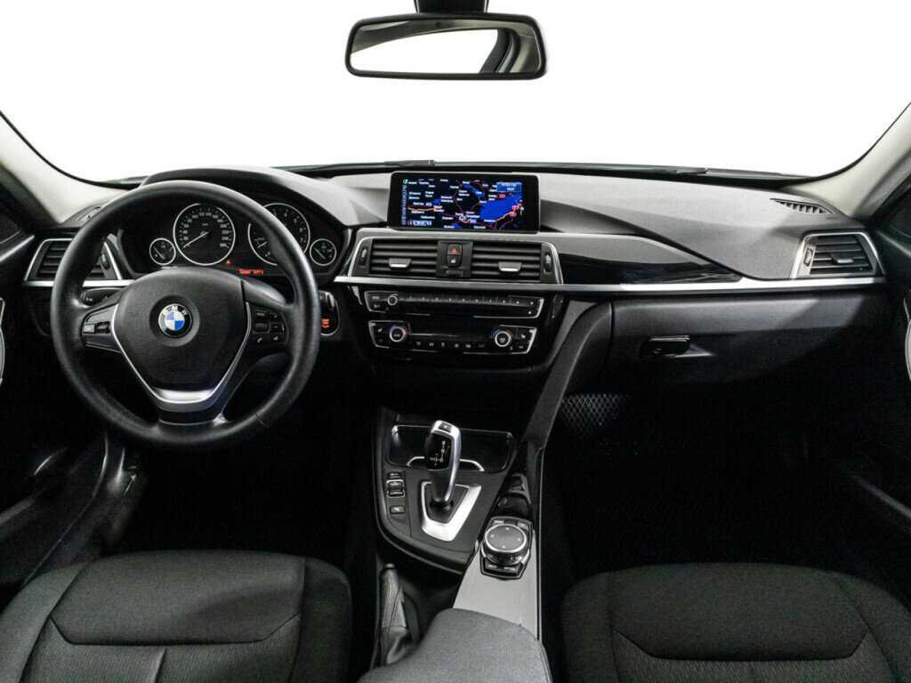 BMW 3 серии 320i, 2016 Фото №13
