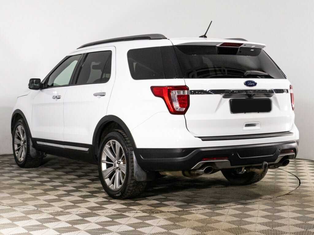 Ford Explorer, 2019 Фото №6
