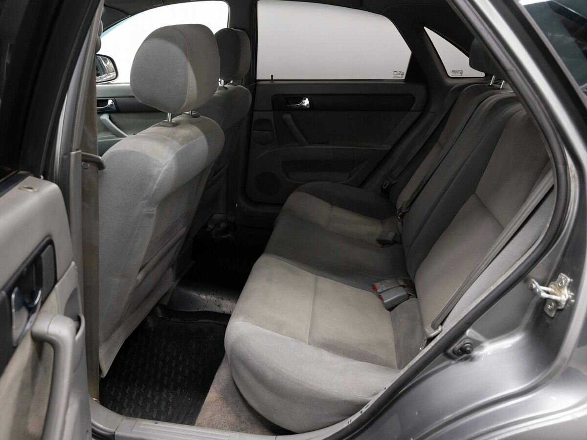 Daewoo Gentra, 2013 Фото №9