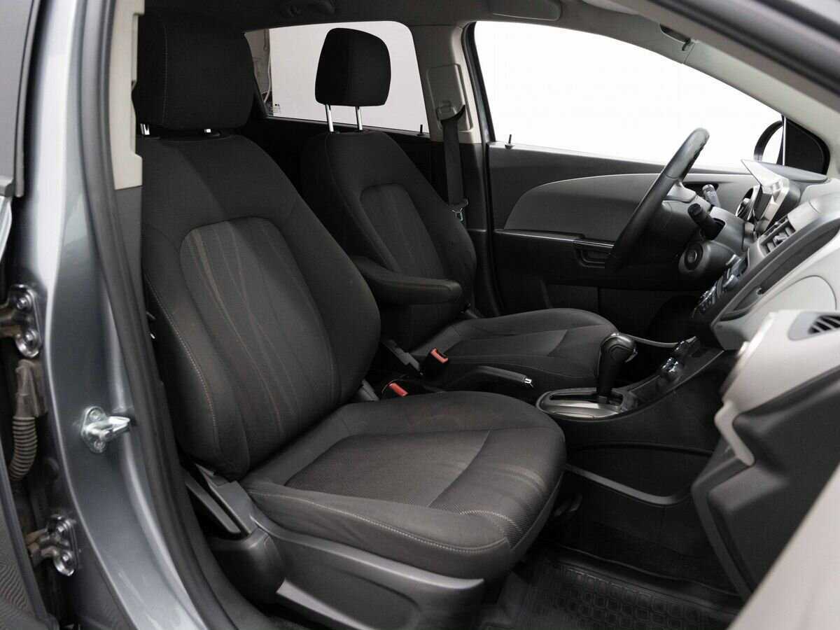 Chevrolet Aveo, 2014 Фото №13