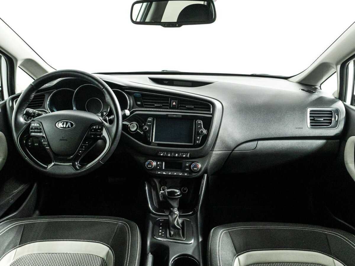Kia Ceed, 2018 Фото №13