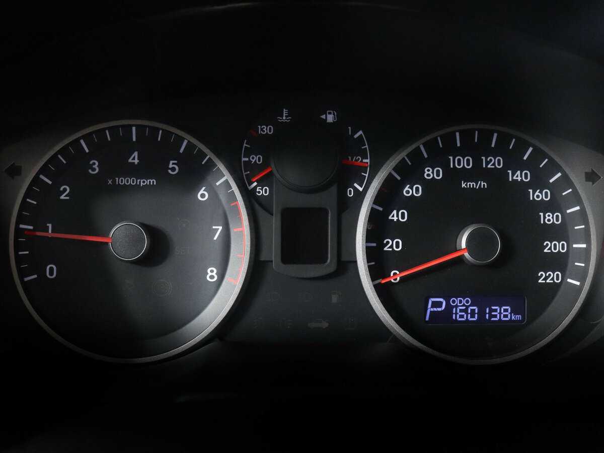 Hyundai i20, 2012 Фото №8