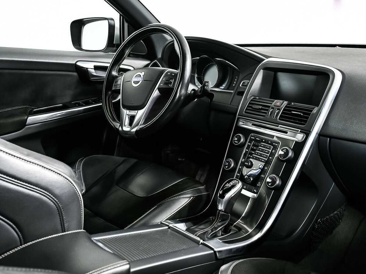 Volvo XC60, 2017 Фото №9