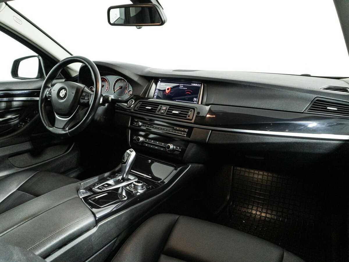 BMW 5 серии 520i, 2014 Фото №9
