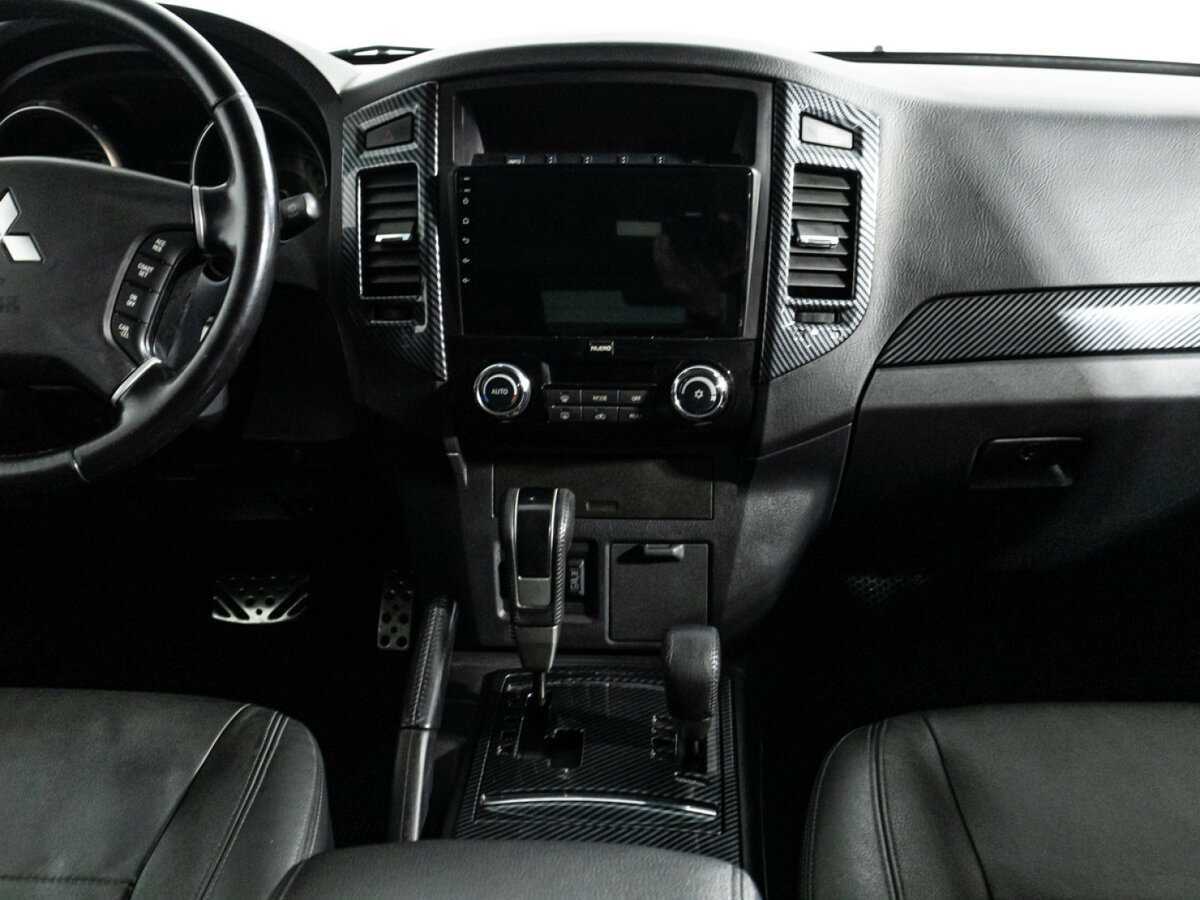 Mitsubishi Pajero, 2014 Фото №14