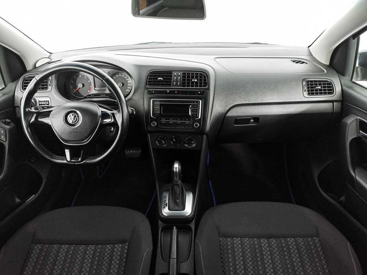 Volkswagen Polo, 2016 Фото №14