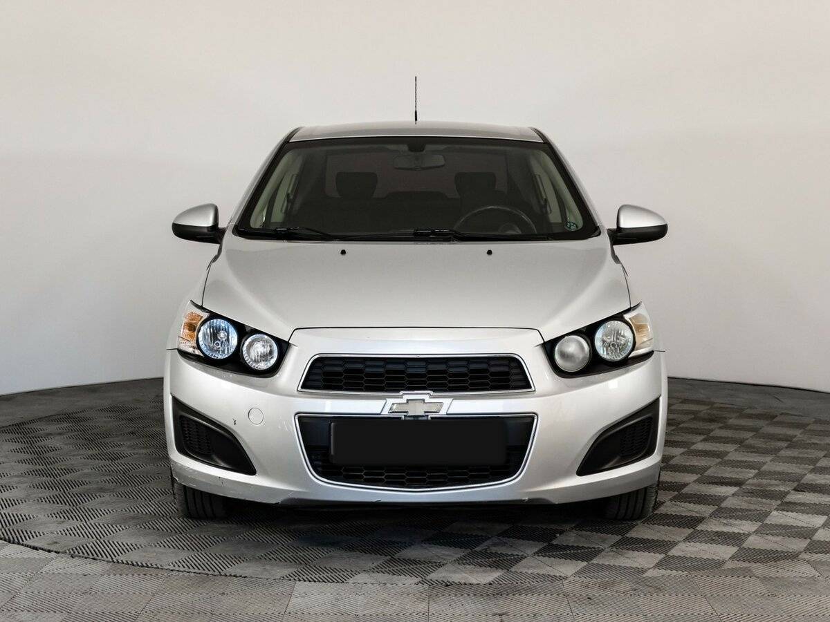 Chevrolet Aveo, 2015 Фото №2