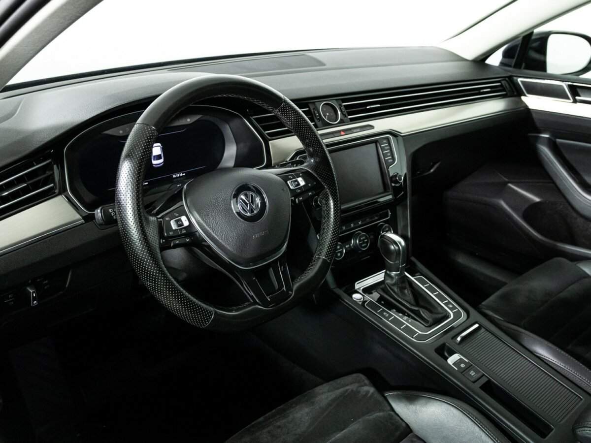 Volkswagen Passat, 2016 Фото №11