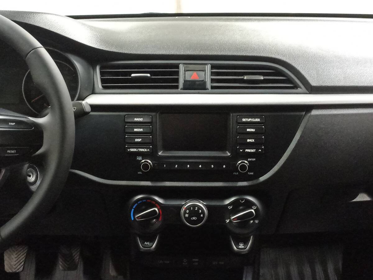 Kia Rio, 2019 Фото №15