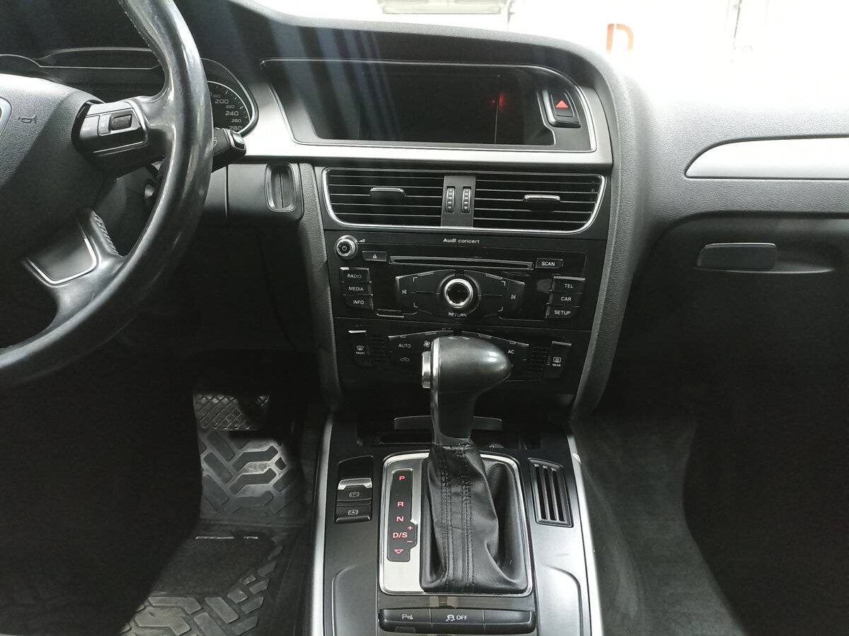 Audi A4, 2013 Фото №15