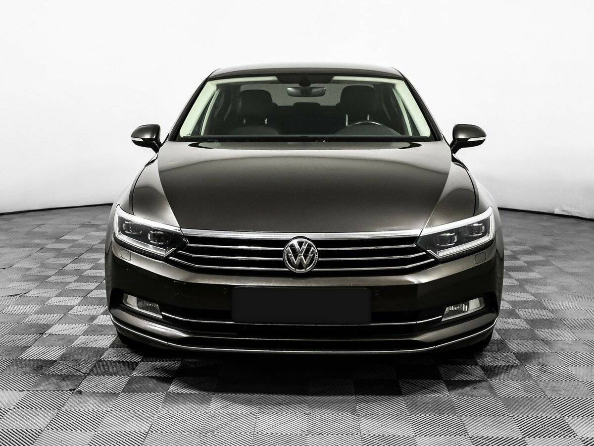 Volkswagen Passat, 2017 - 137 619 км. | Фото №2