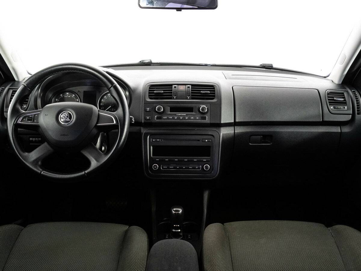 Skoda Fabia, 2013 Фото №10