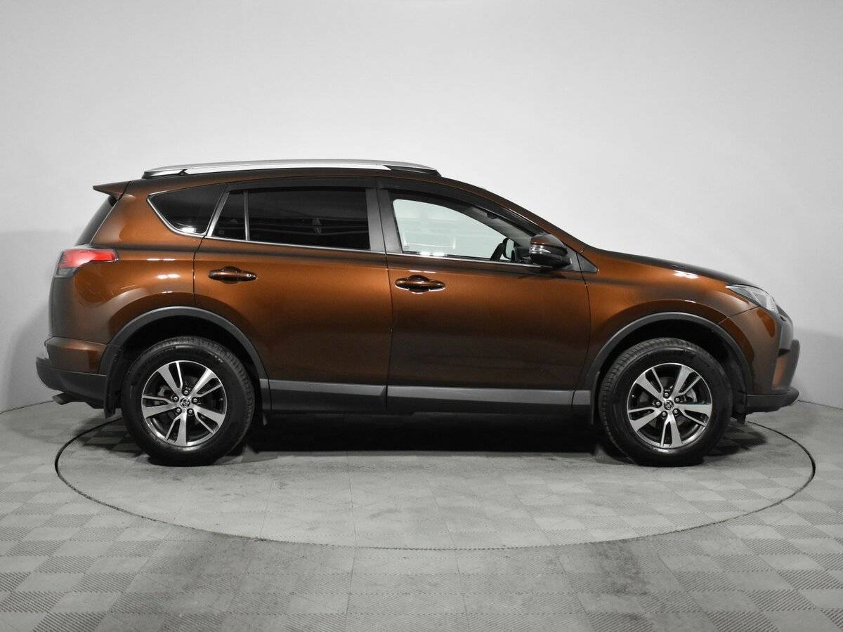 Toyota RAV4, 2017 Фото №5