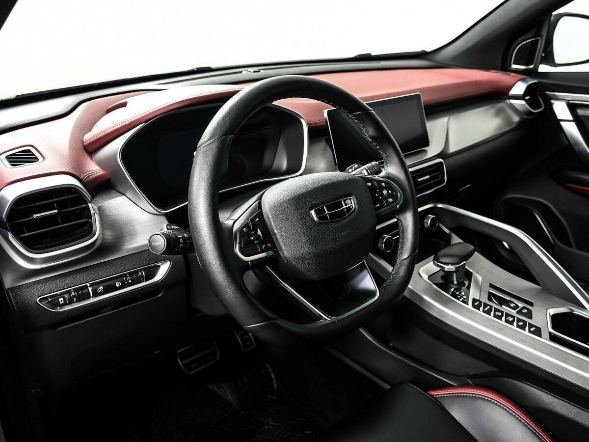 Geely Coolray, 2023 Фото №13