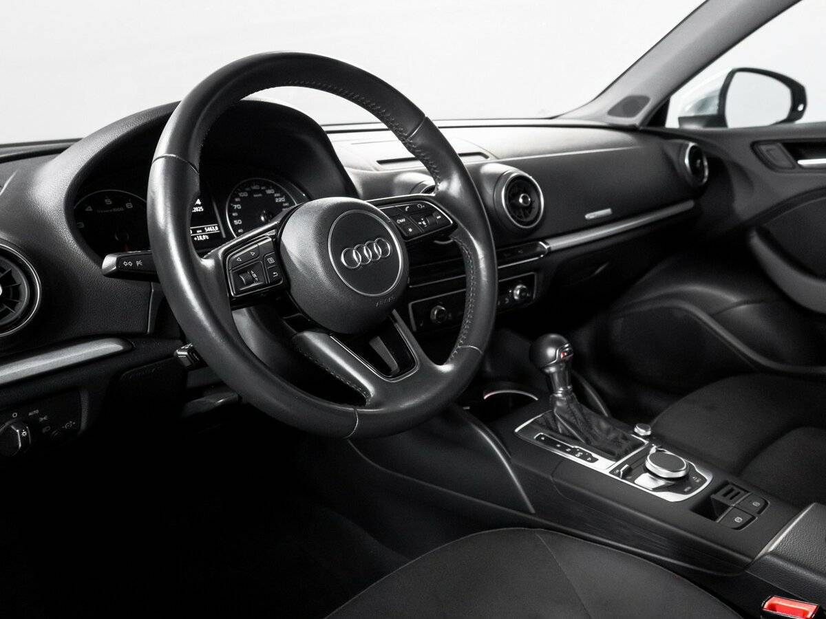 Audi A3, 2017 Фото №14