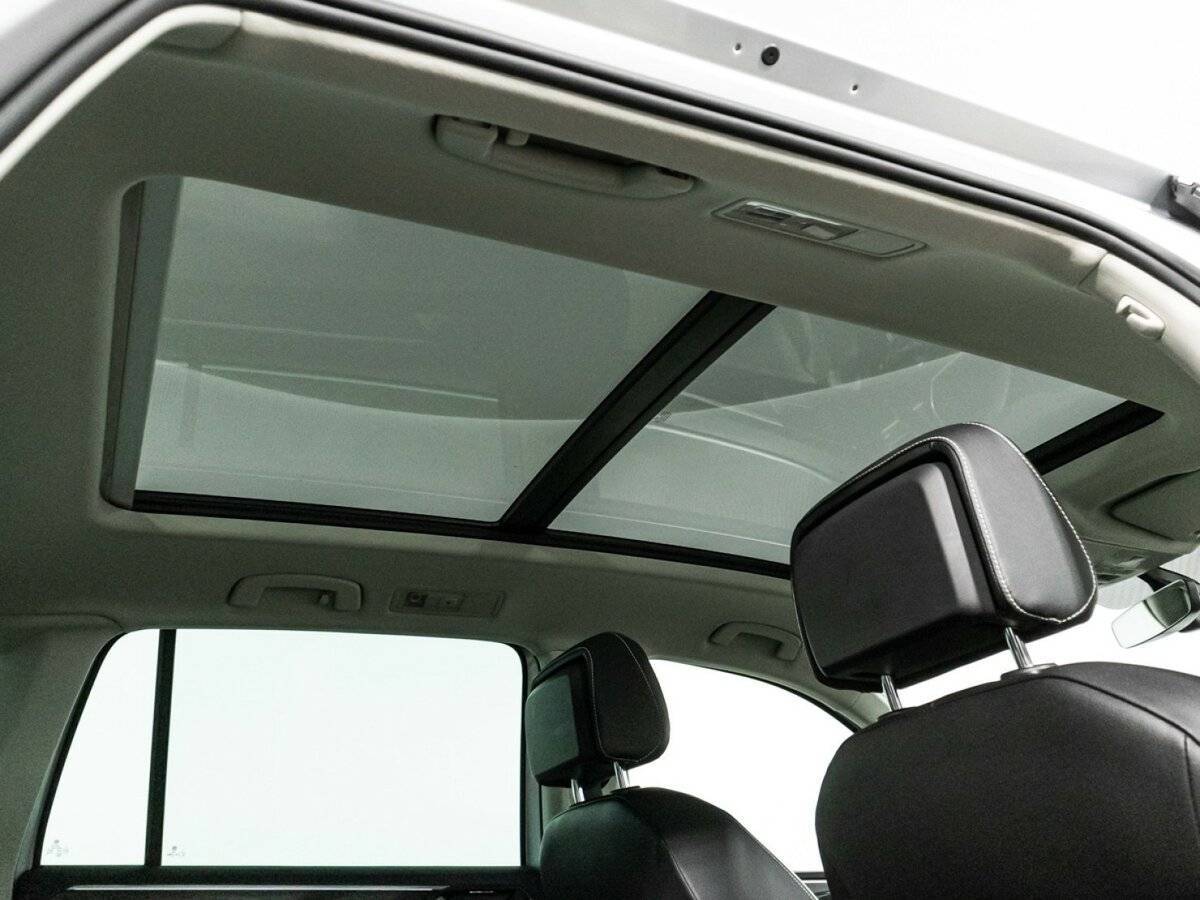 Volkswagen Tiguan, 2018 Фото №20