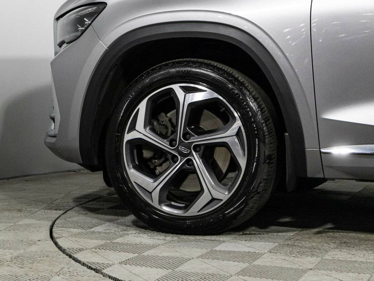 Geely Monjaro, 2022 Фото №26