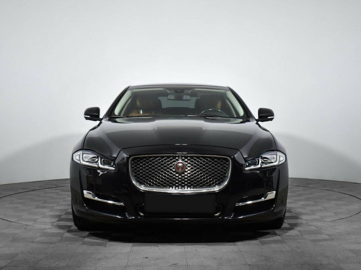 Jaguar XJ Long, 2016 - 151 000 км. | Фото №2