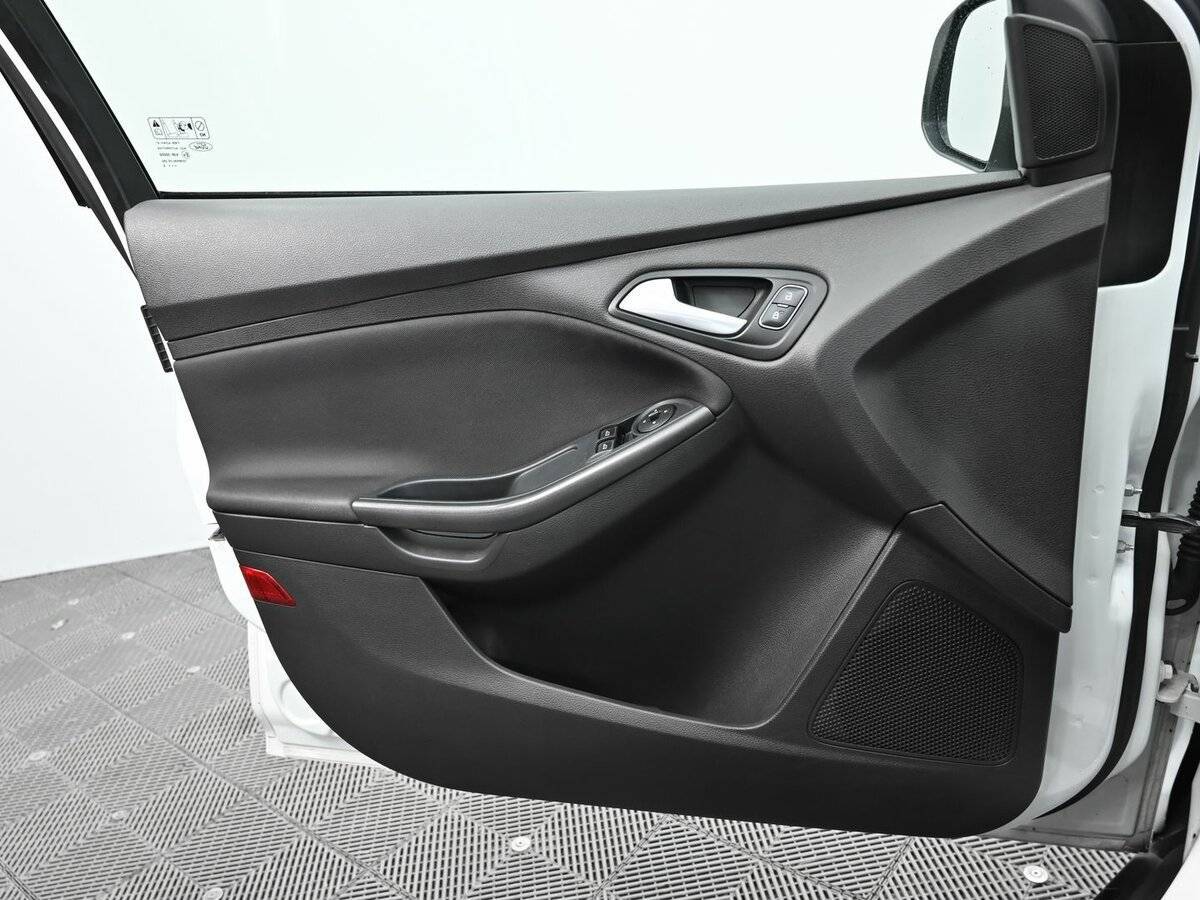 Ford Focus, 2016 Фото №7