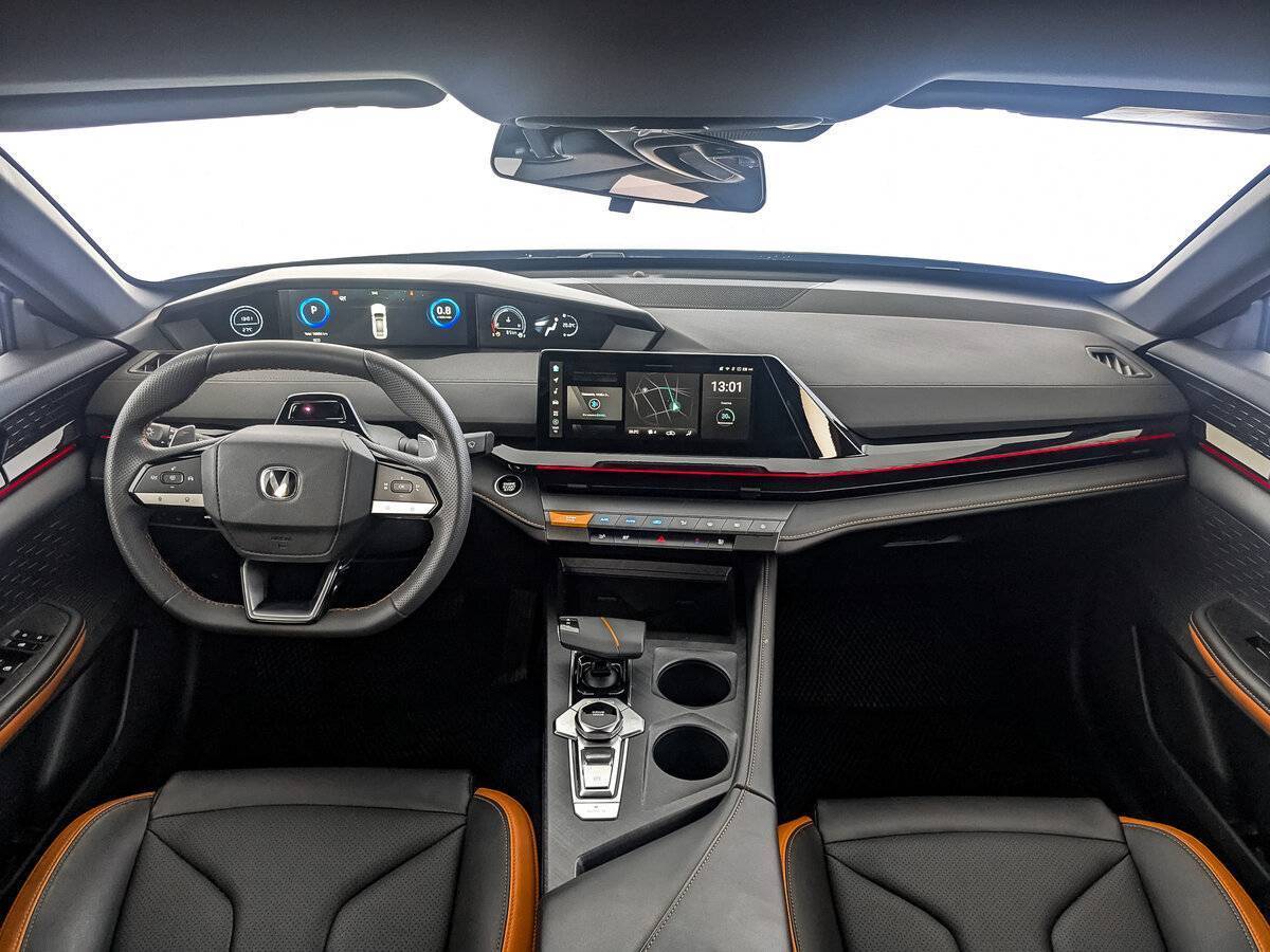 Changan UNI-V, 2024 Фото №14