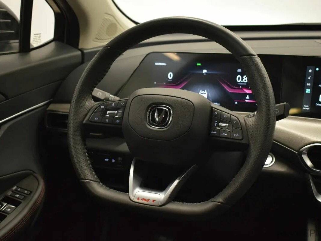 Changan UNI-T, 2023 Фото №21