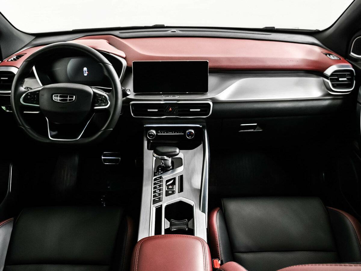 Geely Coolray, 2022 Фото №11