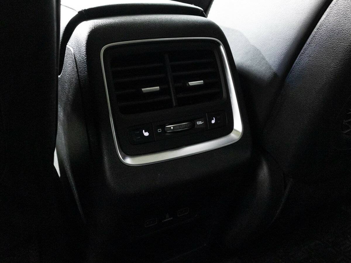 Geely Atlas Pro, 2022 Фото №16