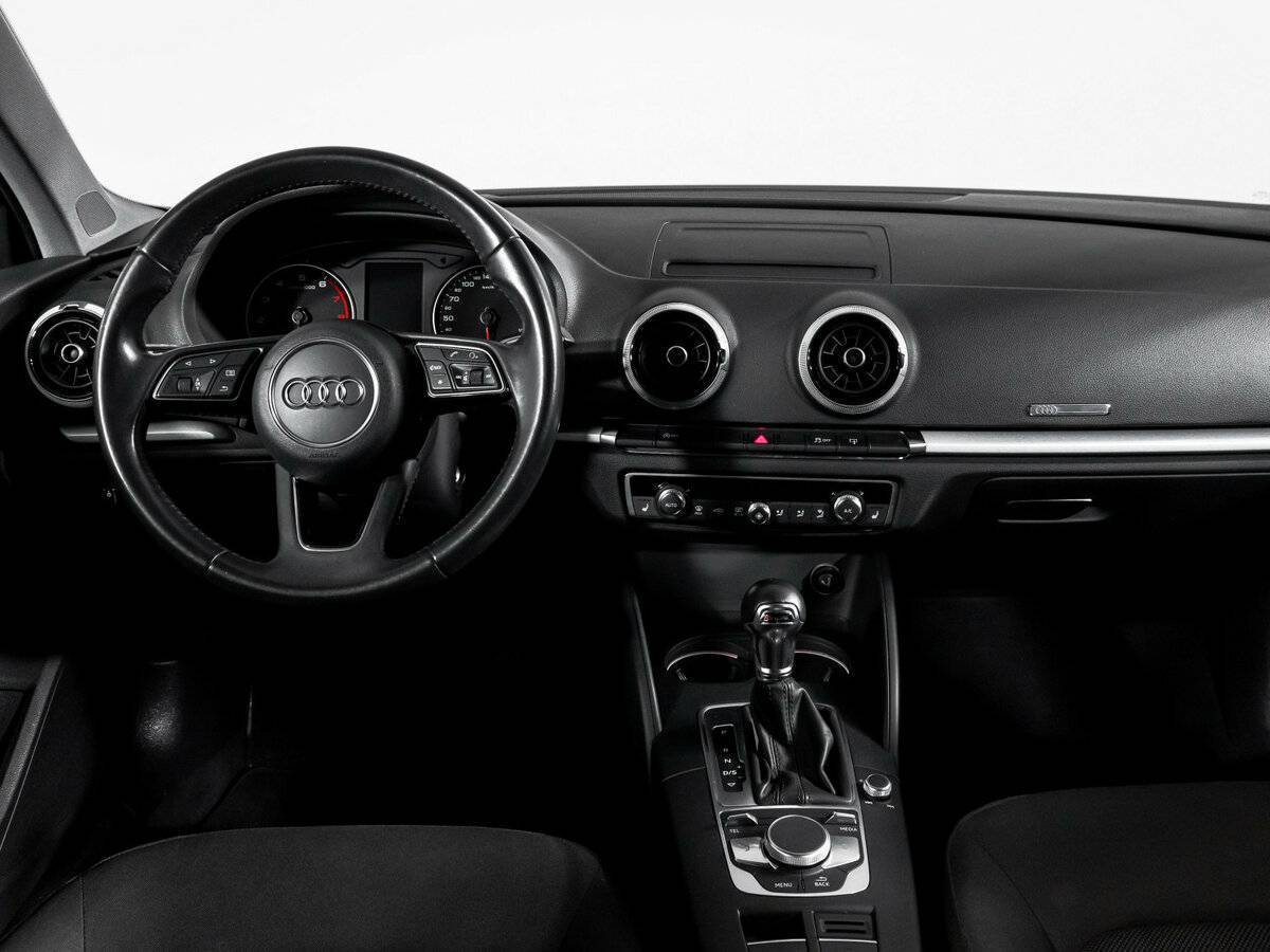 Audi A3, 2017 Фото №12