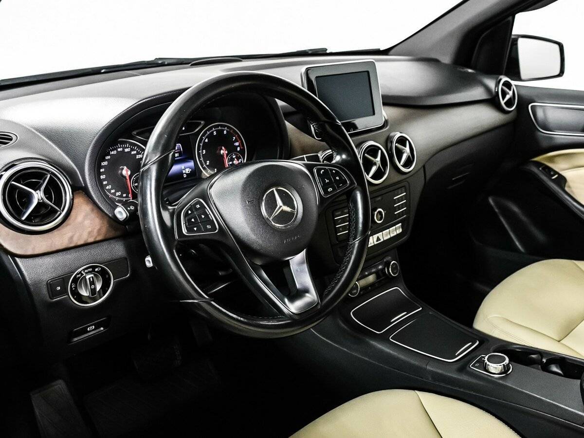 Mercedes-Benz B-Класс 180, 2015 Фото №12