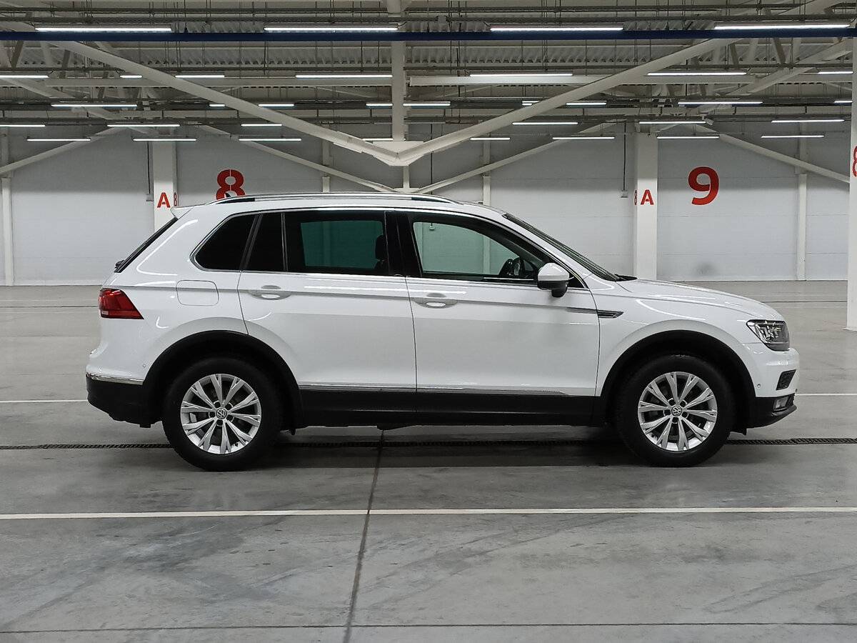 Volkswagen Tiguan, 2017 - 150 001 км. | Фото №4
