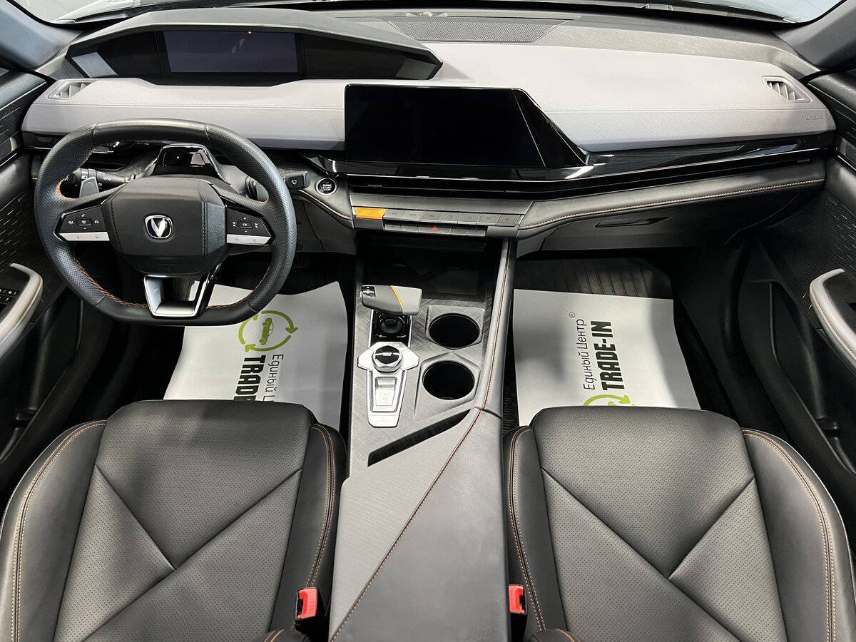 Changan UNI-V, 2023 Фото №10