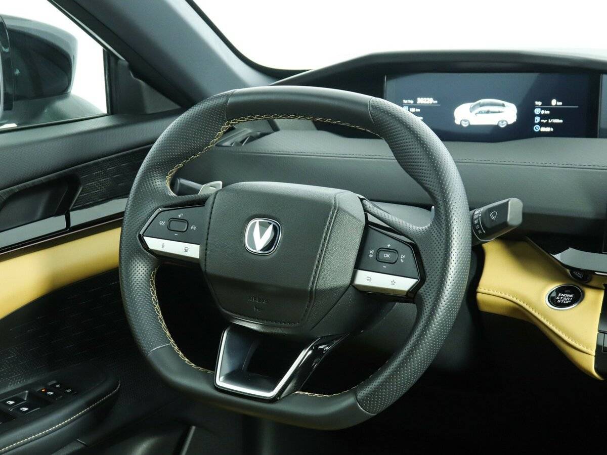 Changan UNI-V, 2022 Фото №22