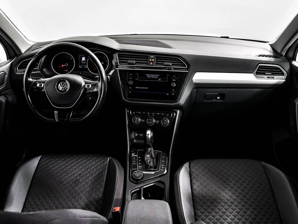 Volkswagen Tiguan II, 2020 Фото №10