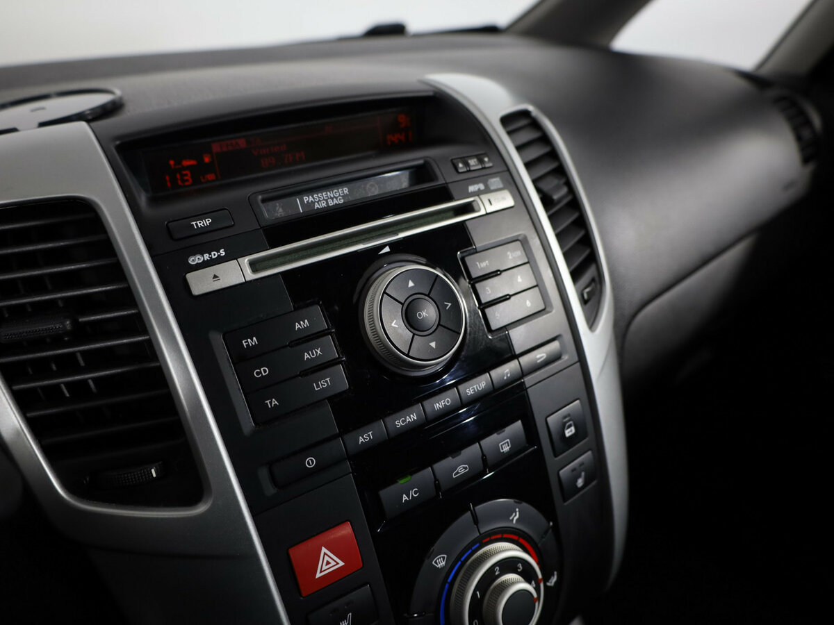 Kia Venga I, 2012 Фото №15