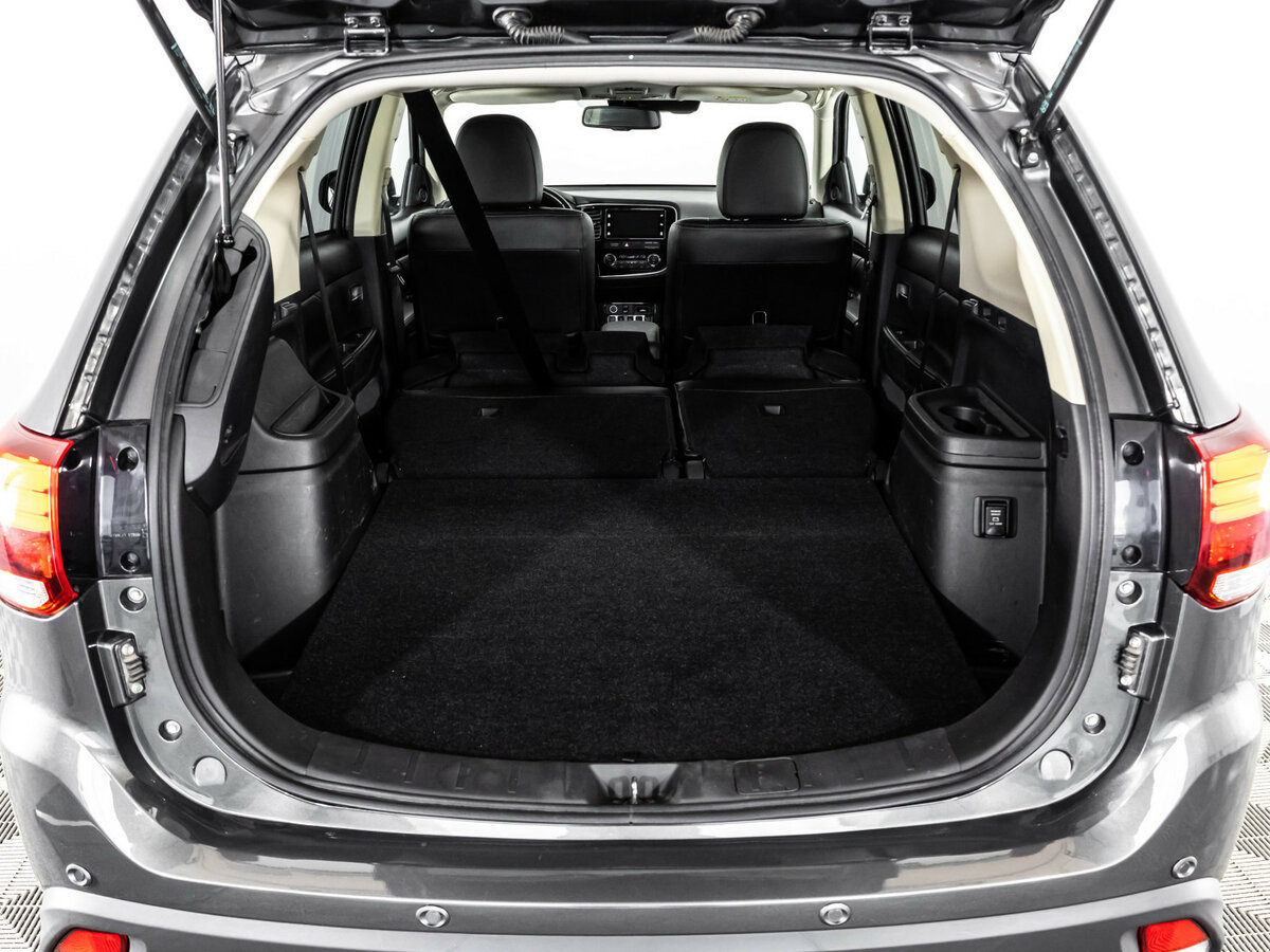 Mitsubishi Outlander III Рестайлинг 2, 2018 Фото №23